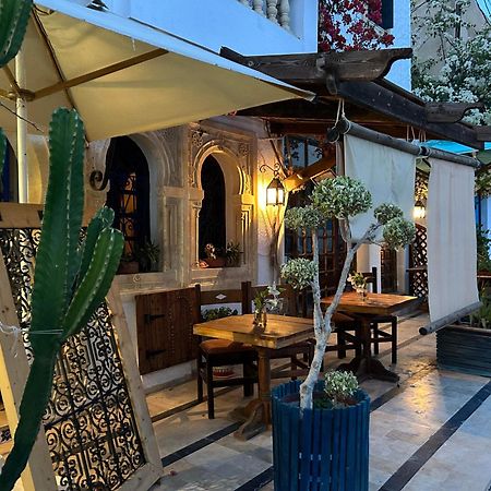 Hotel L'Artisan Harqalah Exterior foto