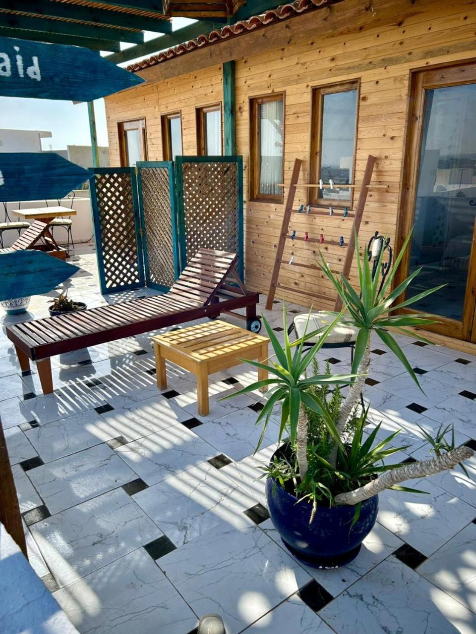 Hotel L'Artisan Harqalah Exterior foto